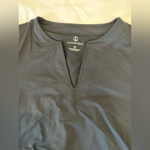 Women’s Chlorine Resistant Short Sleeve Tankini - Picture 3 of 4